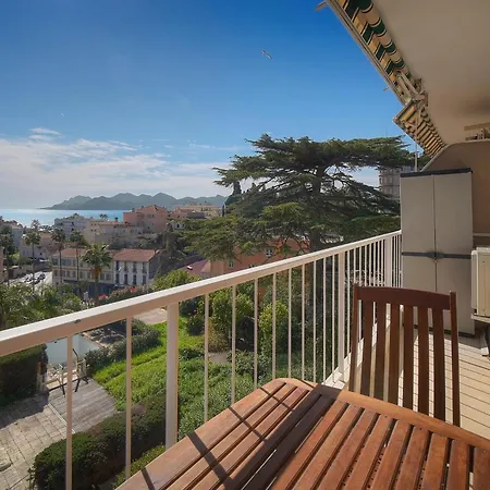 公寓 Frgk Fauvettes 1bdr Terrace, Parking, Ac & Ultra-fast Wi-fi *