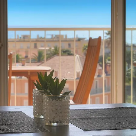 Frgk Fauvettes 1bdr Terrace, Parking, Ac & Ultra-fast Wi-fi 戛纳