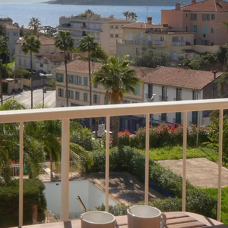 Frgk Fauvettes 1bdr Terrace, Parking, Ac & Ultra-fast Wi-fi 戛纳