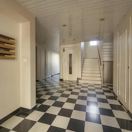 Frgk Fauvettes 1bdr Terrace, Parking, Ac & Ultra-fast Wi-fi 公寓