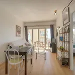 Frgk Fauvettes 1bdr Terrace, Parking, Ac & Ultra-fast Wi-fi Апартаменты *