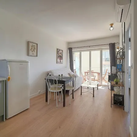 Frgk Fauvettes 1bdr Terrace, Parking, Ac & Ultra-fast Wi-fi Канны